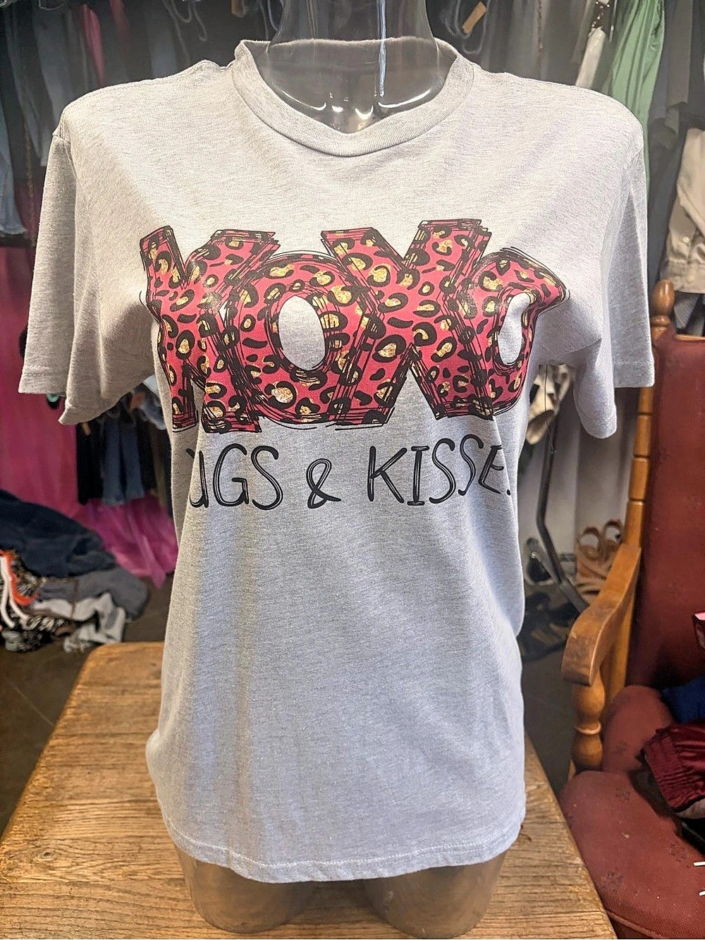 Next Level Graphic Animal Print Tee Size Small NWT